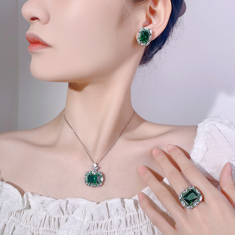 3377dcb8-4f90-45e0-a08d-172fc9de9dd0.jpg